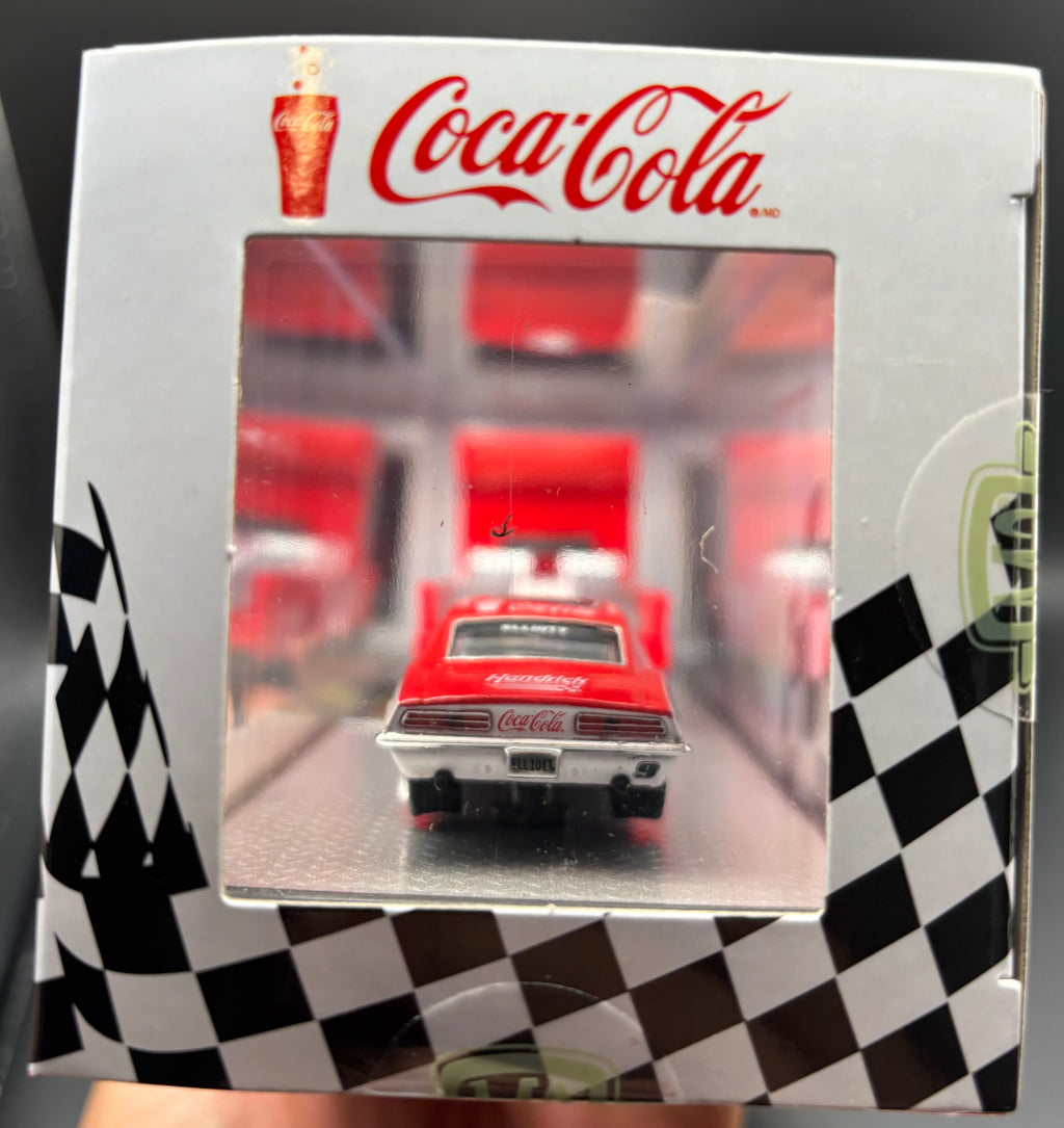 M2 Coca-Cola Machines Chase Collection